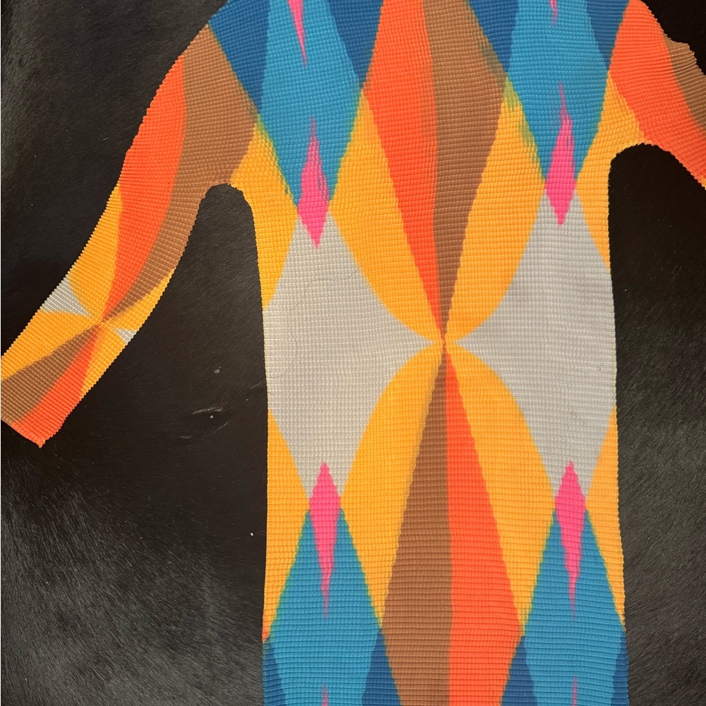 Colorful Geometric Pattern Dress - Picture 2 of 5